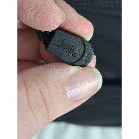 JEEP Authentic Duffle Bag Sport Gear Travel Black - Picture 9 of 13